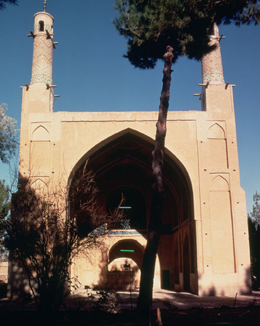 Gunbad-i 'Amu 'Abdullah in Isfahan