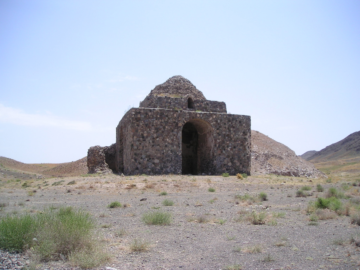 Bazeh Khur Fire Temple in Bazeh Hur