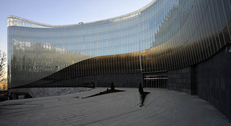 Arg Shopping Mall in Tajrish