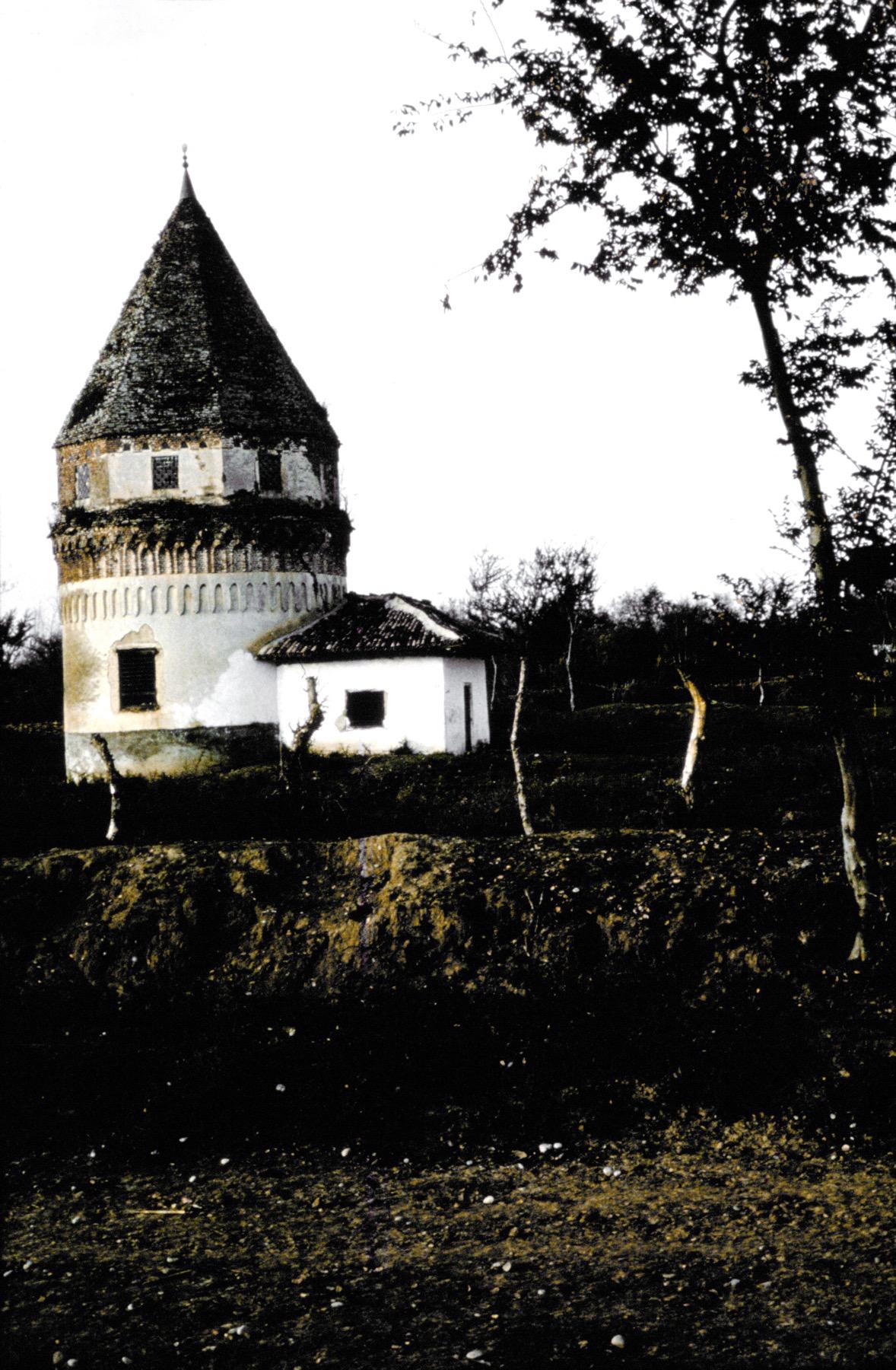 Dervish Fakhr al-Din Shrine in Babol