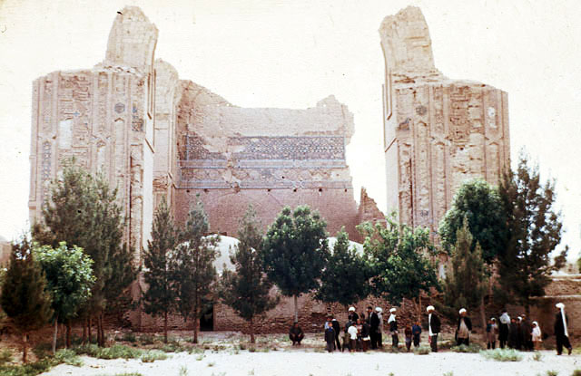 Madrasah-i Zuzan in Zuzan