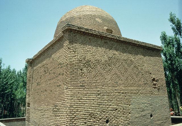 Pir-i Takestan Mausoleum in Takestan