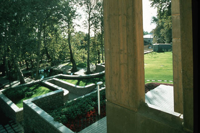 باغ نیاوران تهران in Tehrān