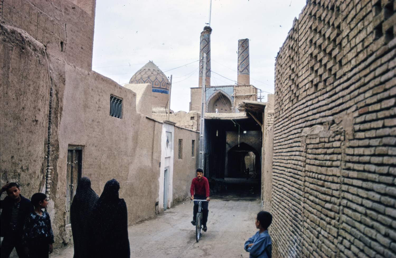 Du Manar Dardasht in Isfahan