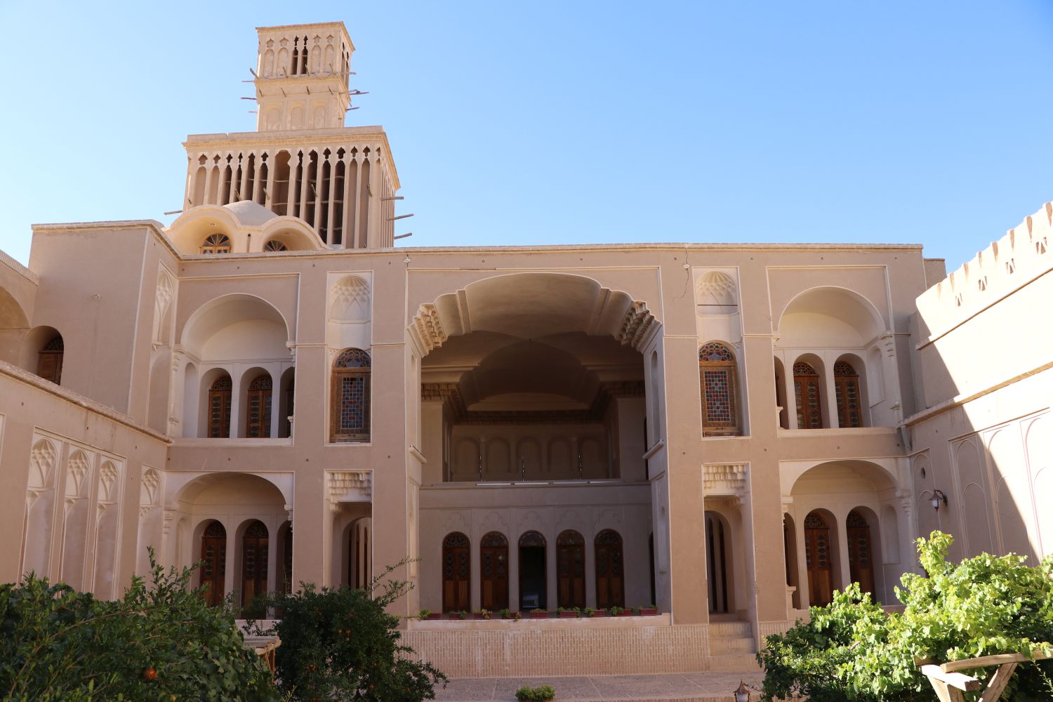 Khanah-i Aqazadah in Abarkuh