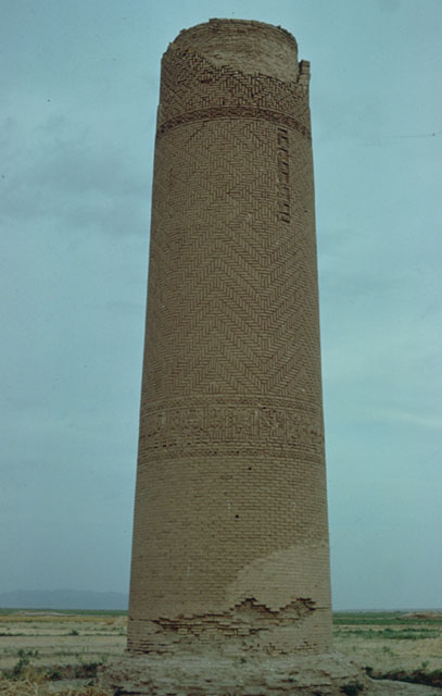 Minaret in Firuzabad