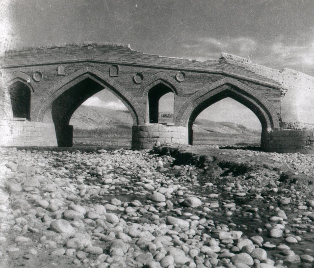 Bridge near Maragha in Maragha