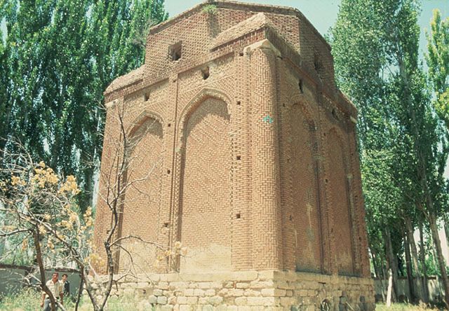 Gunbad-i Surkh in Maragha