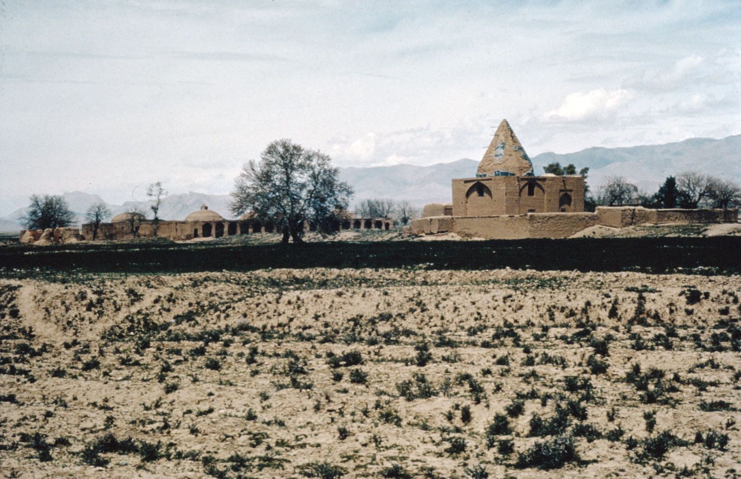 Imamzadah Yingi Imam in Yingi Imam