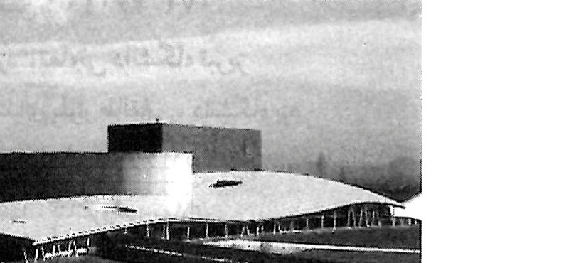 نمای کلی تالار سرود ناگااوکا از جنوب غربی با سقف منحنی و حجم بیرون‌زده تالار کنسرت