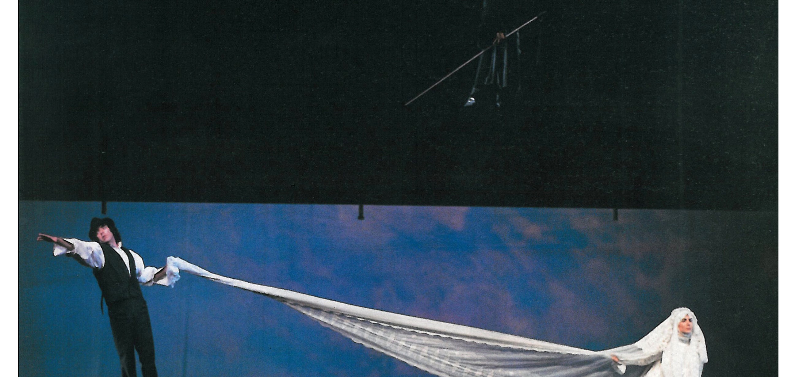 طراحی صحنه نمایش عروسی خون