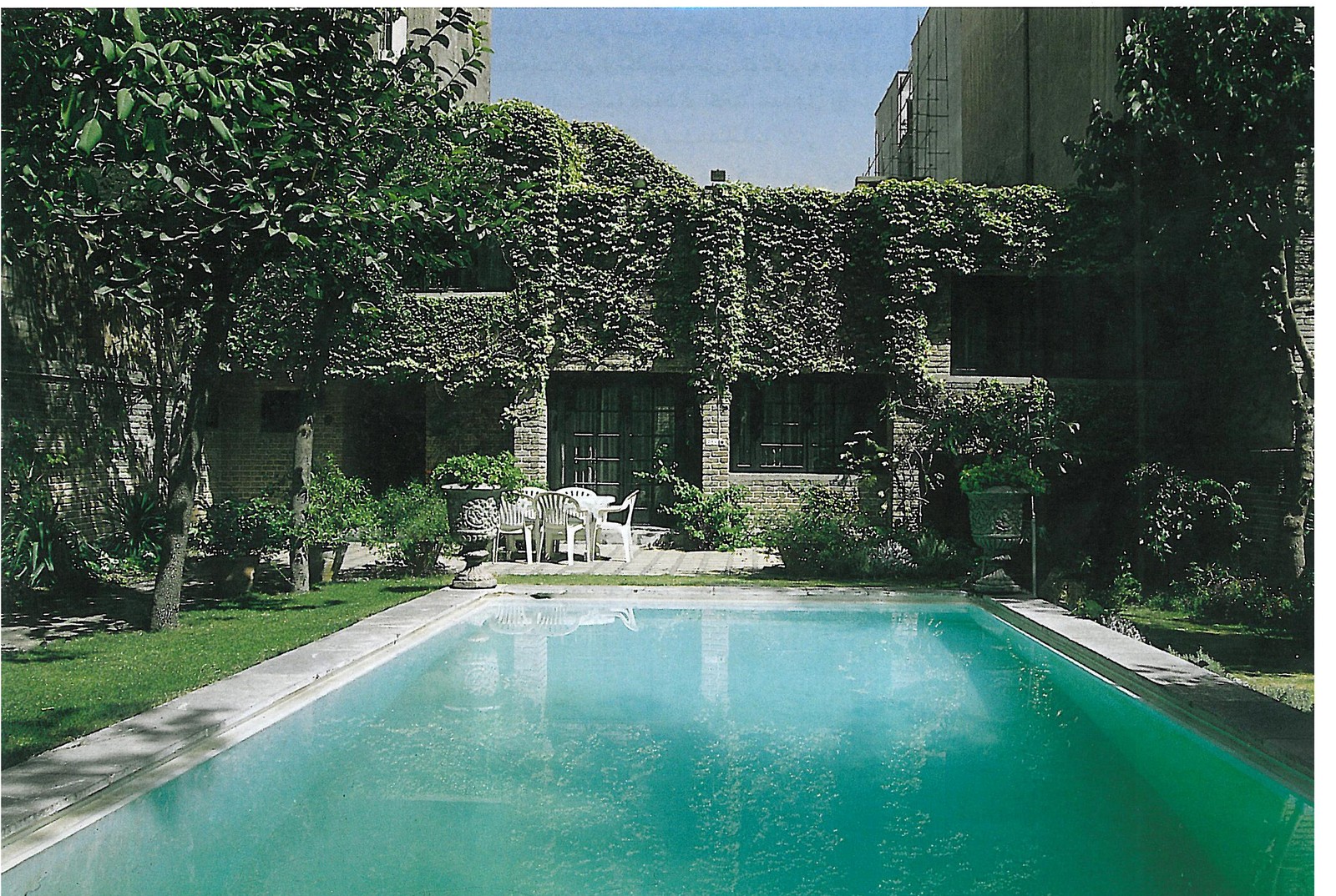 خانه دریابندری ـ نمای جنوبی و استخر