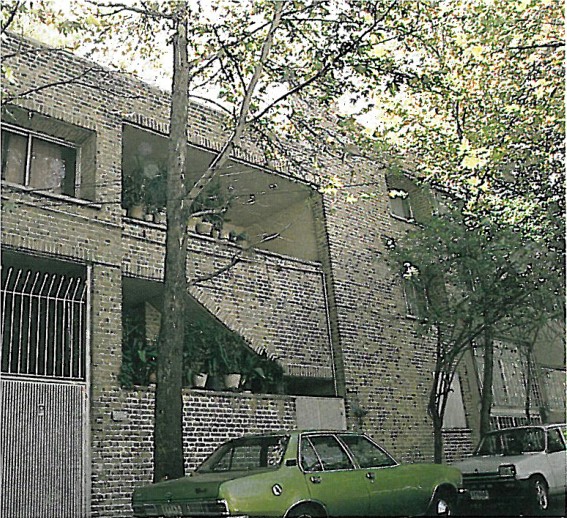 خانه دکتر صفوی — نمای شمالی با دیوار حیاط
