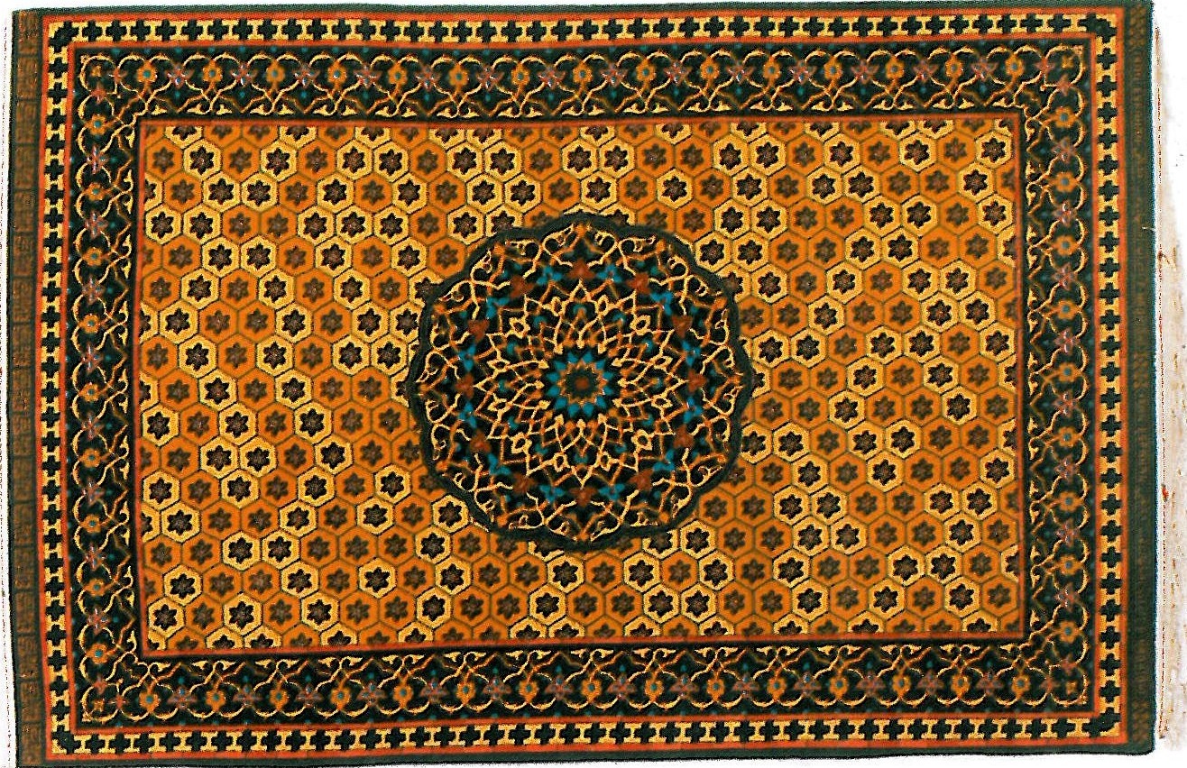 قالیچه زرد رنگ