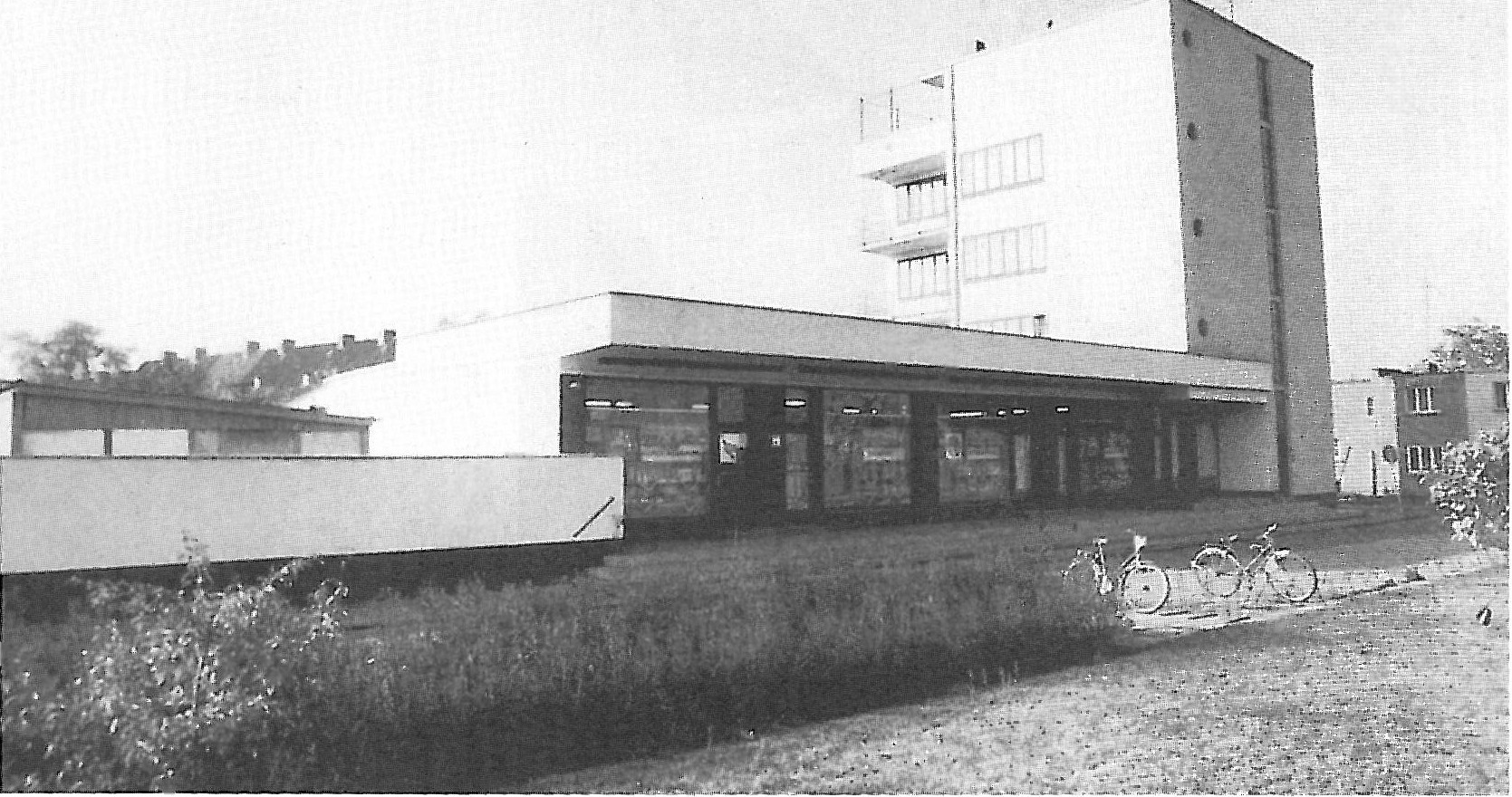The Konsum building by Gropius with its row of shops