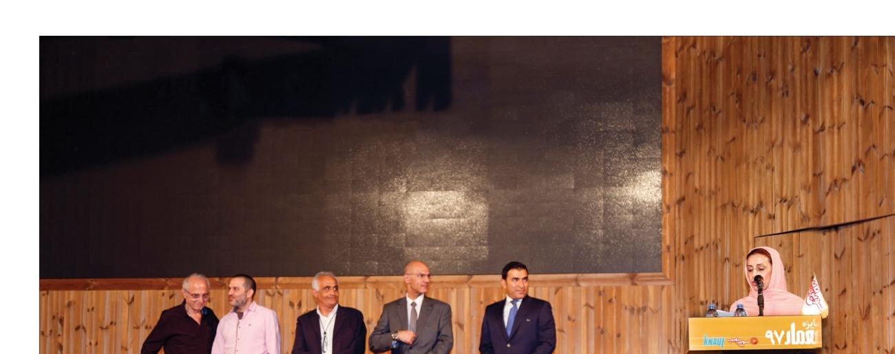 18th Memar Award Ceremony, October 2018. From right: Azizeh Darfashi (Memar Magazine Technical Director), Borzu Afqahi (Knauf Senior Sales and Marketing Manager), Mehrdad Yousefi (Superpipe International General Manager), Bernard Dror, Mohammadreza Ghoddousi, Shamil Mohammadzadeh