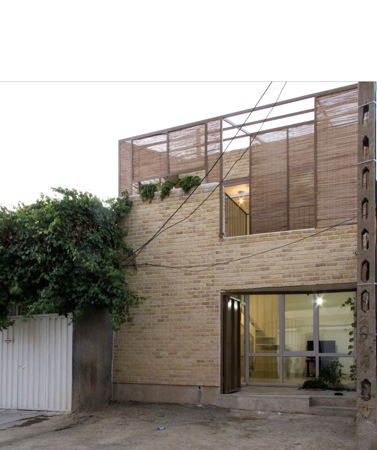 Bahonar Street House