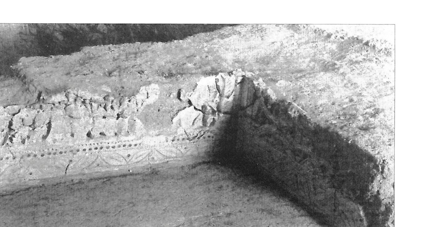Remains of the qibla wall of the earliest mosque (Mansurid period); its angle differs from the present wall — evidence for the fourteen-century antiquity of the building.