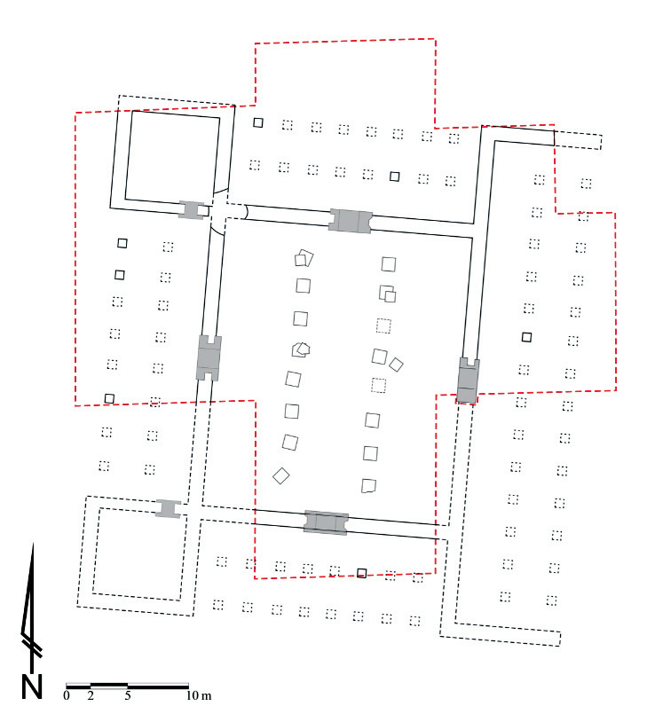 Architectural floor plan of Sang Siah Palace showing the central columned hall and four surrounding porticos