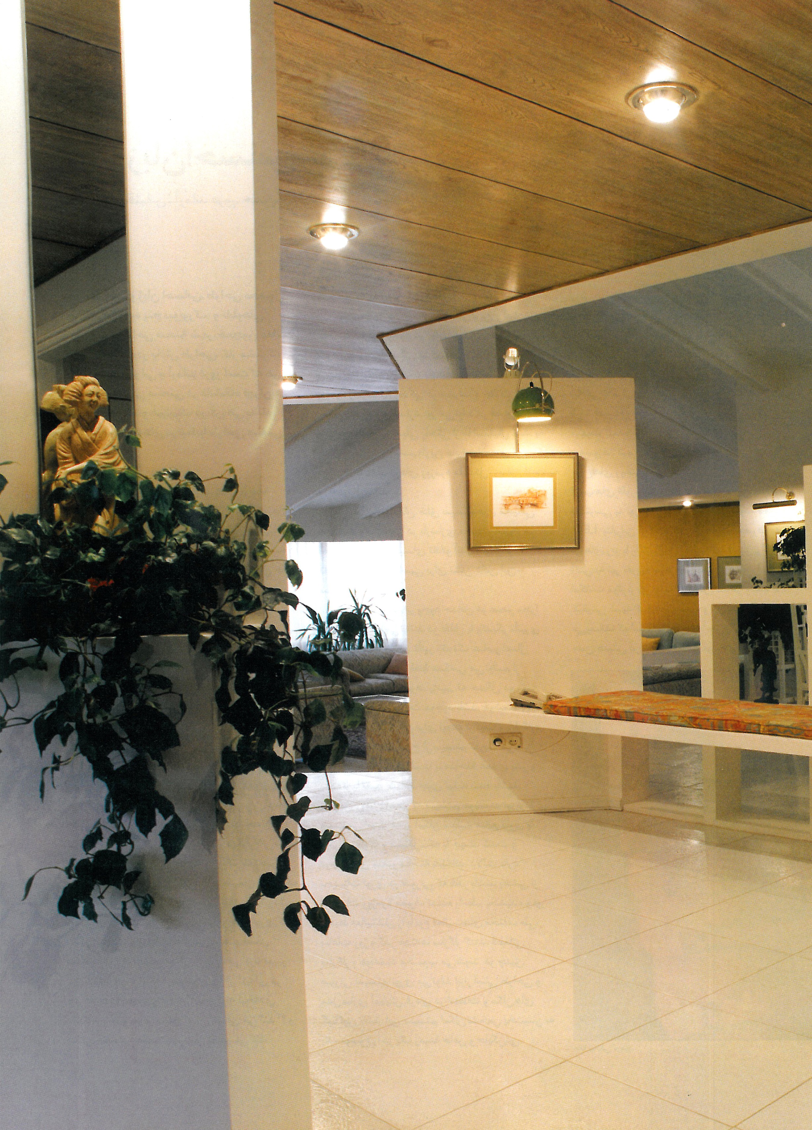 An Apartment in Niavaran (Kuhestan Street) — entry corridor