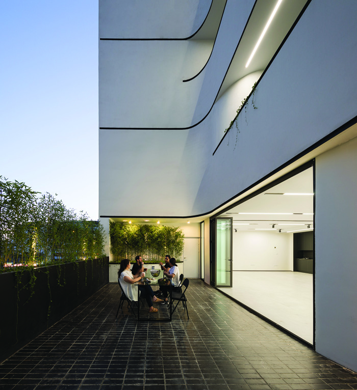 D-Var Office Building