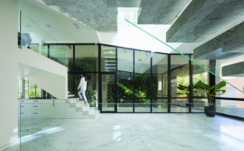 Biroun Be Daroun House