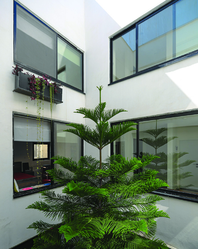 House Pelak 12