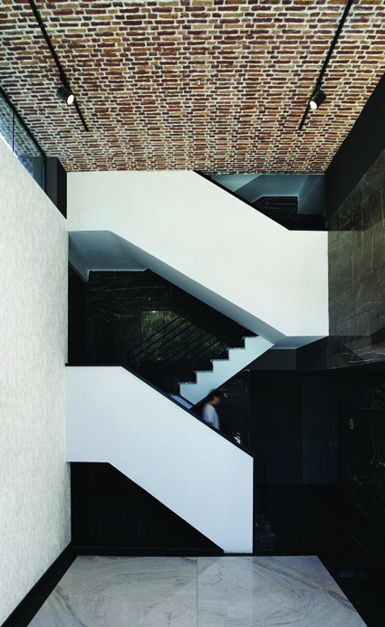 Residential Building 208, Mehrshahr