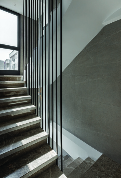 Niloufar Commercial-Office Building