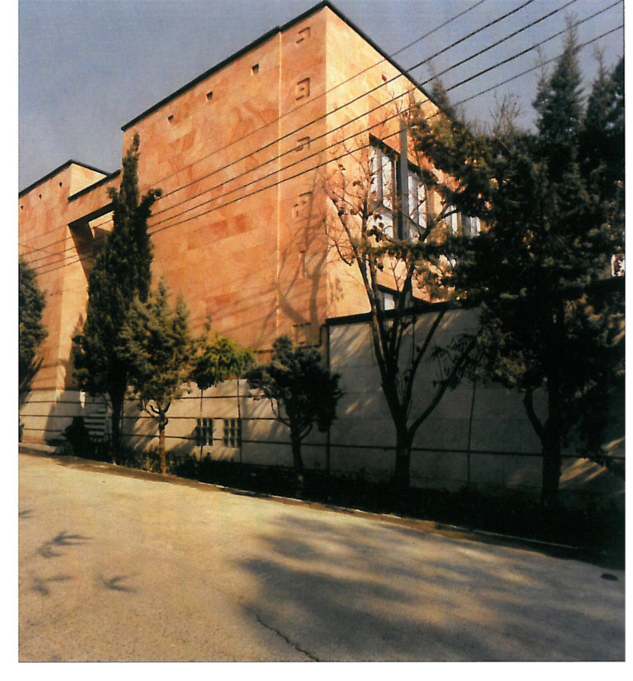 Jury Selection: Multi-purpose Club, Zafaraniyeh, Tehran — Esmail Talai