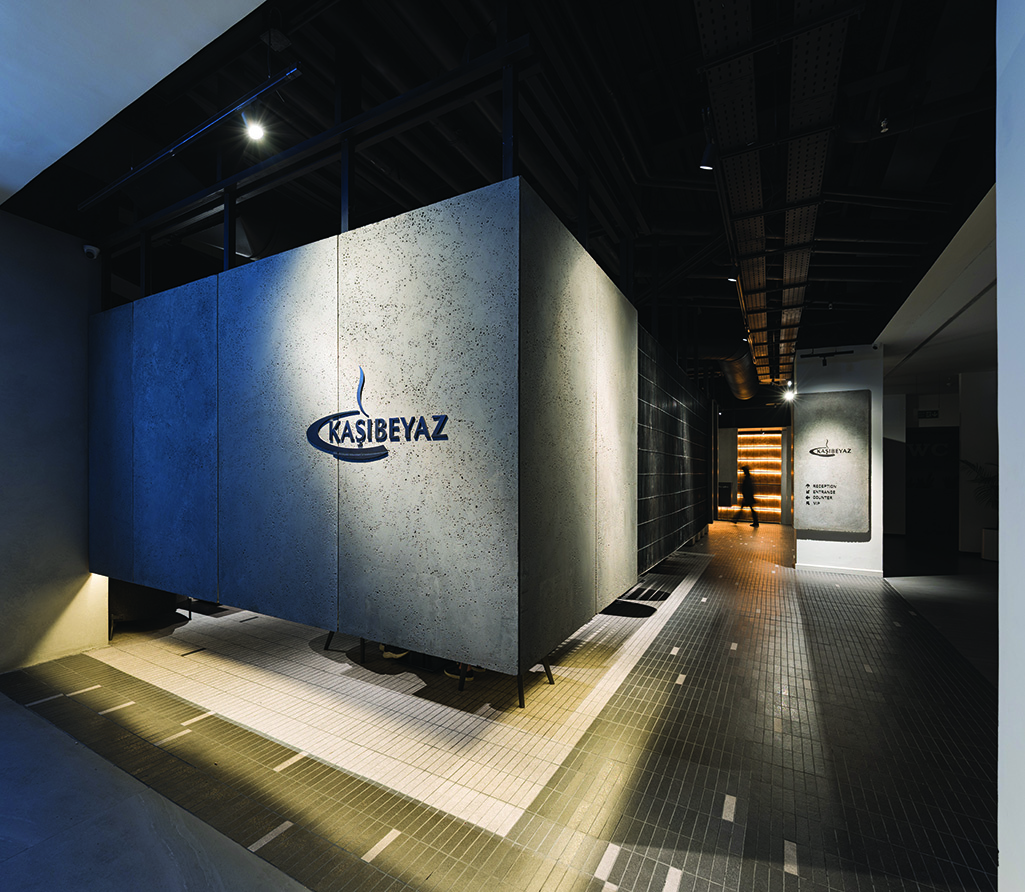 Kashi Biaz Restaurant