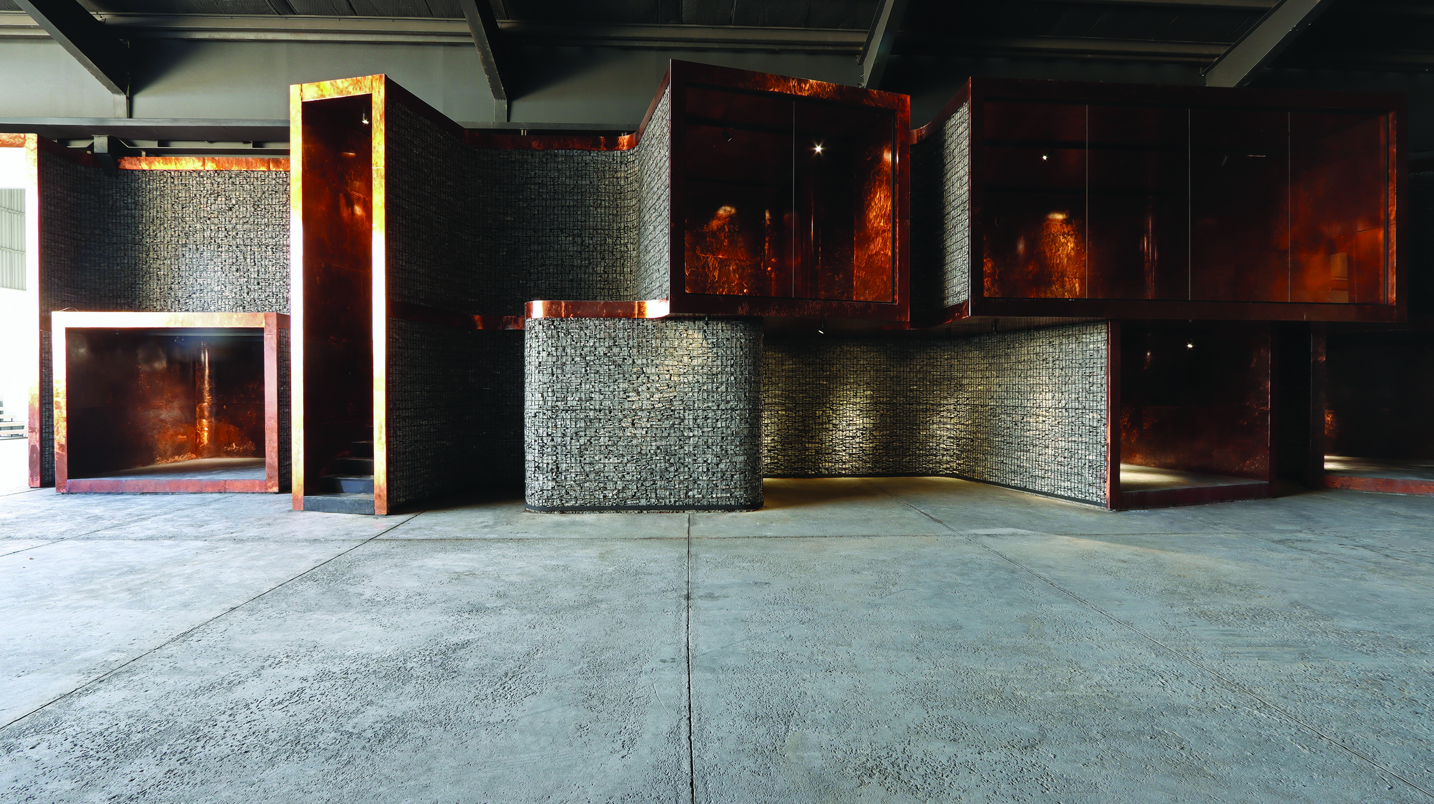 In The Wall, Isfahan