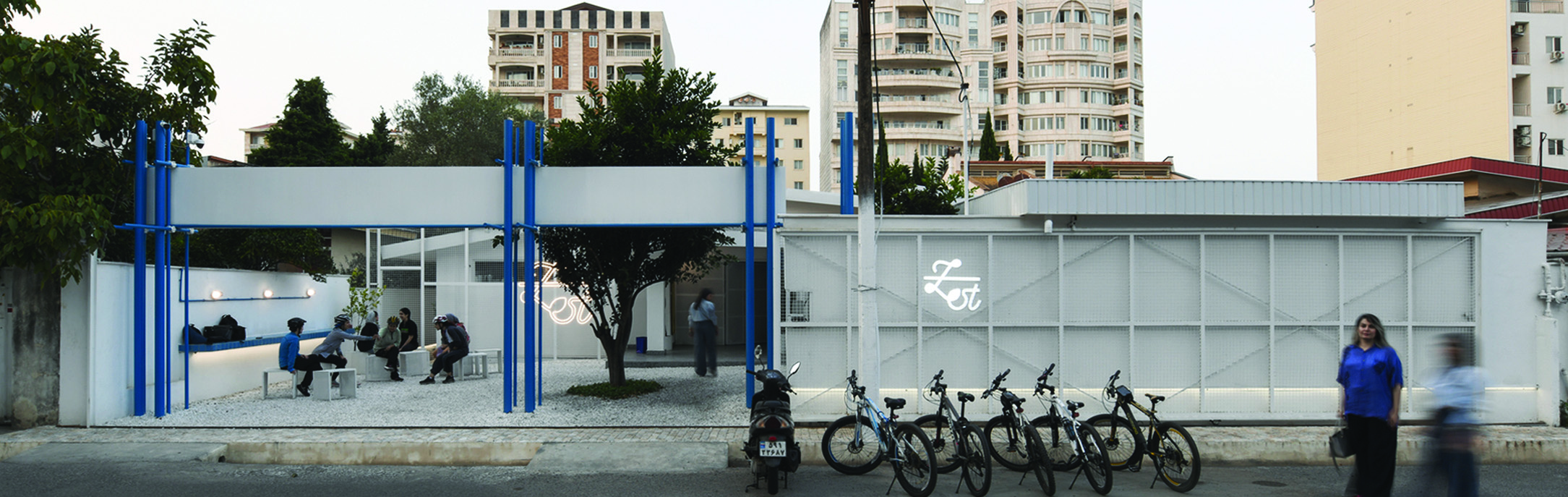 Café Zest, Shahsavar