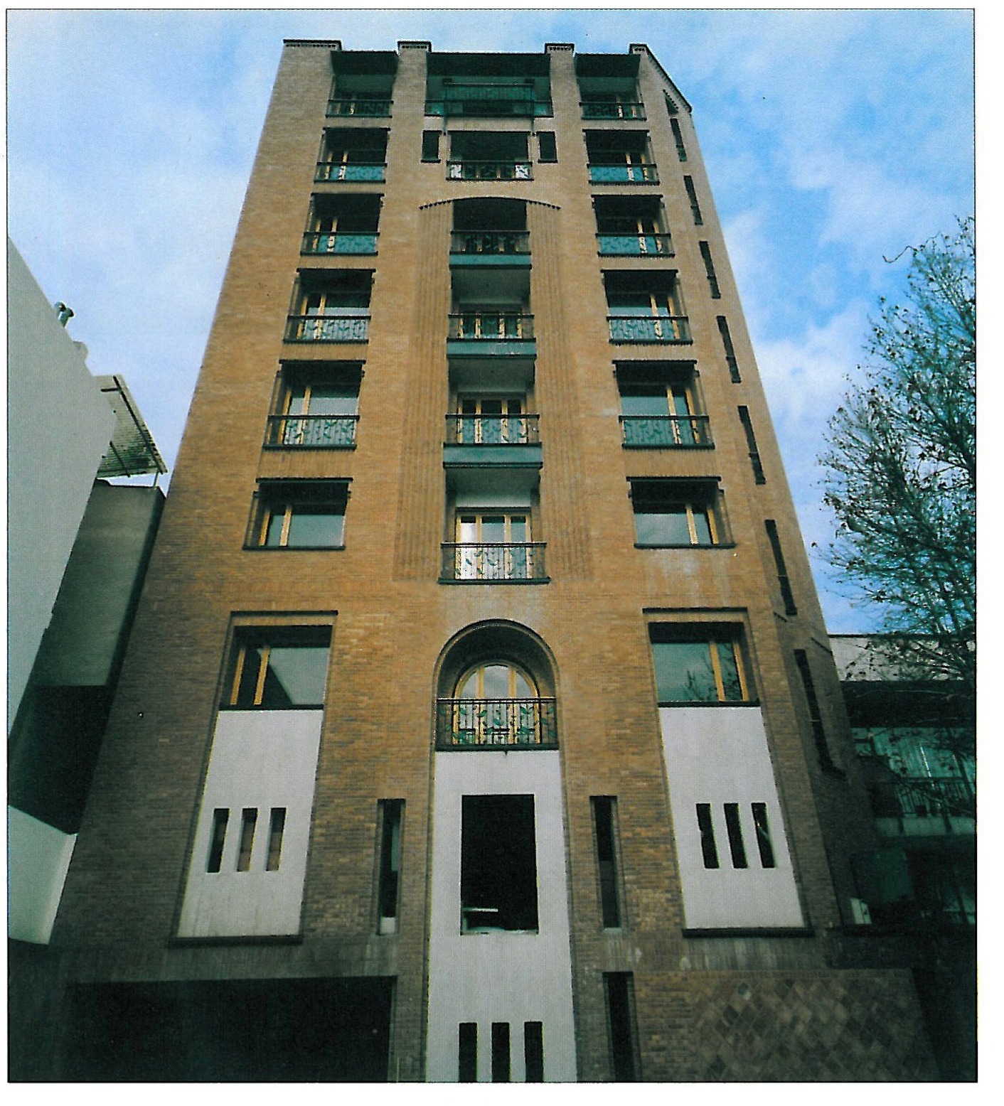 Malekar Villa — Rashid Khomarlou (jury selection) — overall view