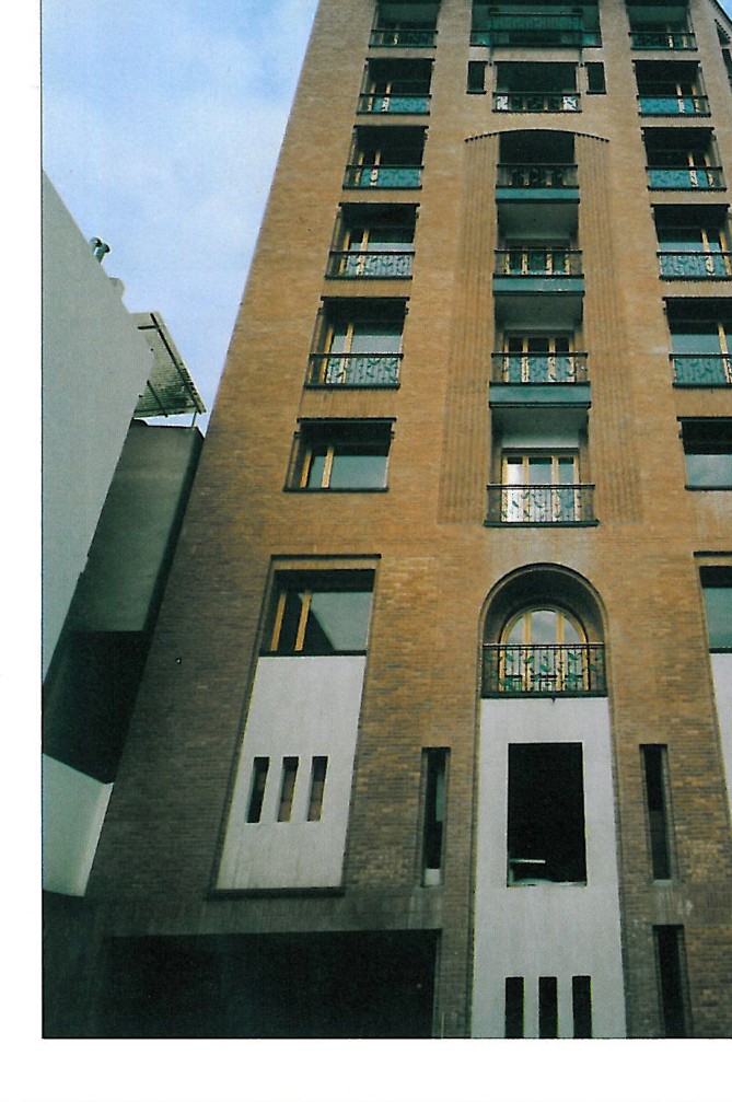 Negaran residential building (jury selection) — exterior view