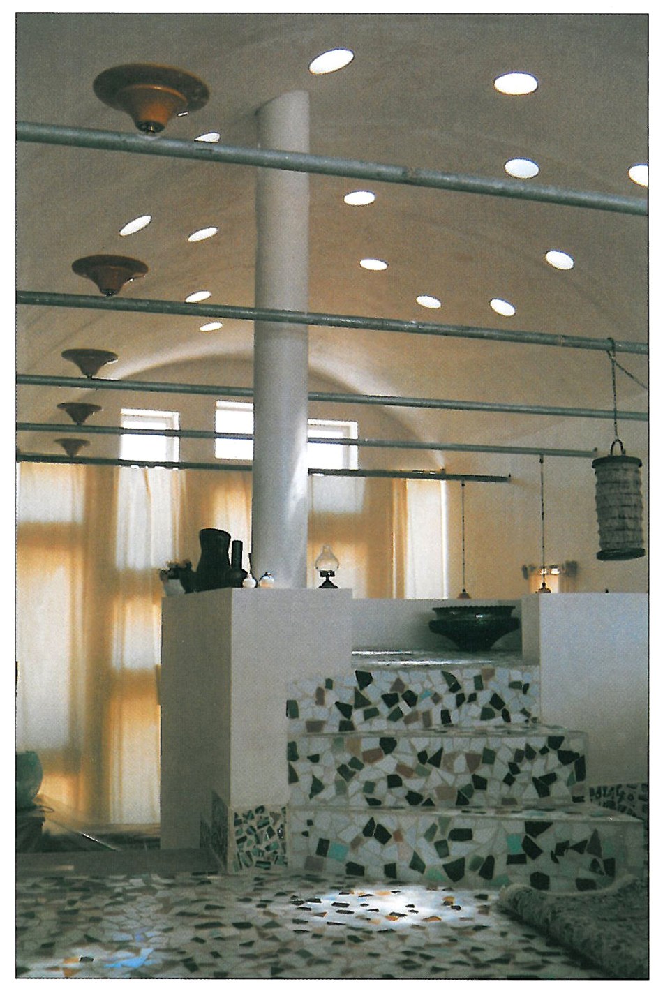 Sadri Residence, Isfahan — Mohammad Reza Ghane'i and Ali Sheykholeslam (1st place) — staircase circulation
