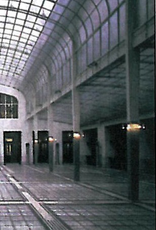 Fig. 9 — Karl Ehn, Karl-Marx-Hof housing complex, 1927-30