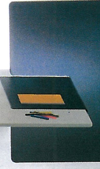 Third configuration: personal items and documents arranged on the table