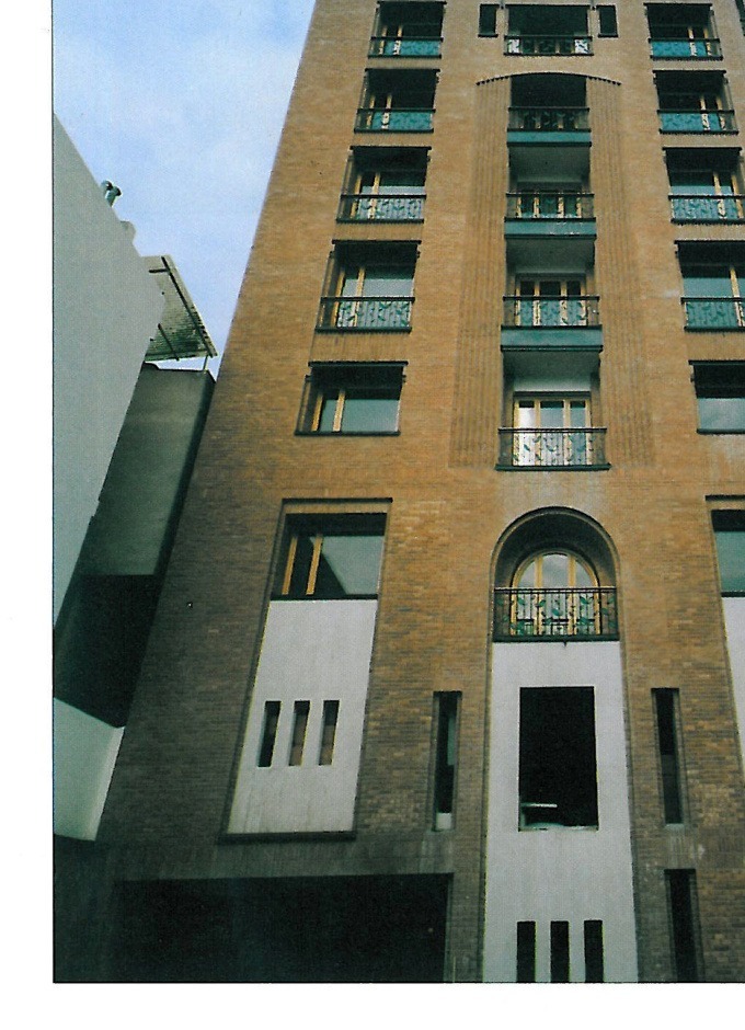 Zafaraniyeh Building