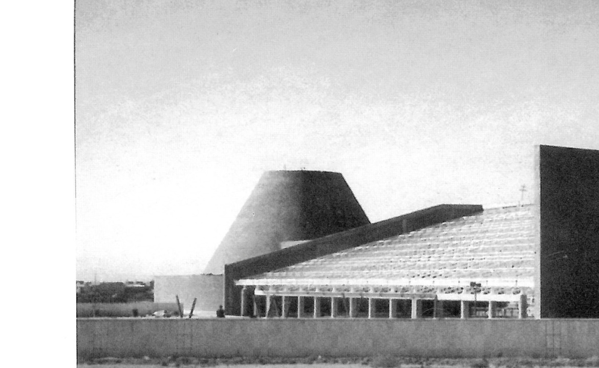 Rafsanjan Sport Complex, southern view by Seyed Hadi Mirmiran, Memar Magazine Issue 20