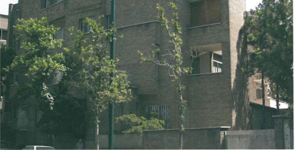 Exterior of the Brazil Avenue residential building
