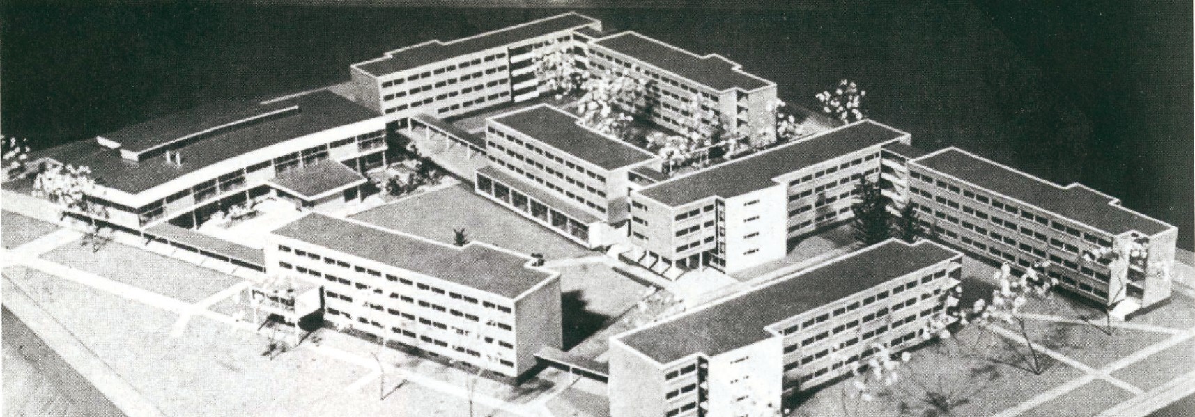 Architectural model of the Harvard Graduate Center by Walter Gropius and The Architects Collaborative (1949) — a loose composition of four-storey dormitory bars and a low common building.