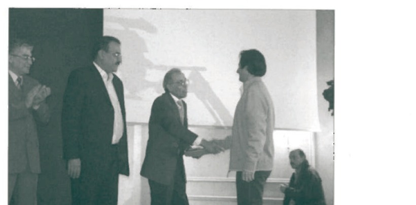 Mohammad Majidi receiving 1st place award