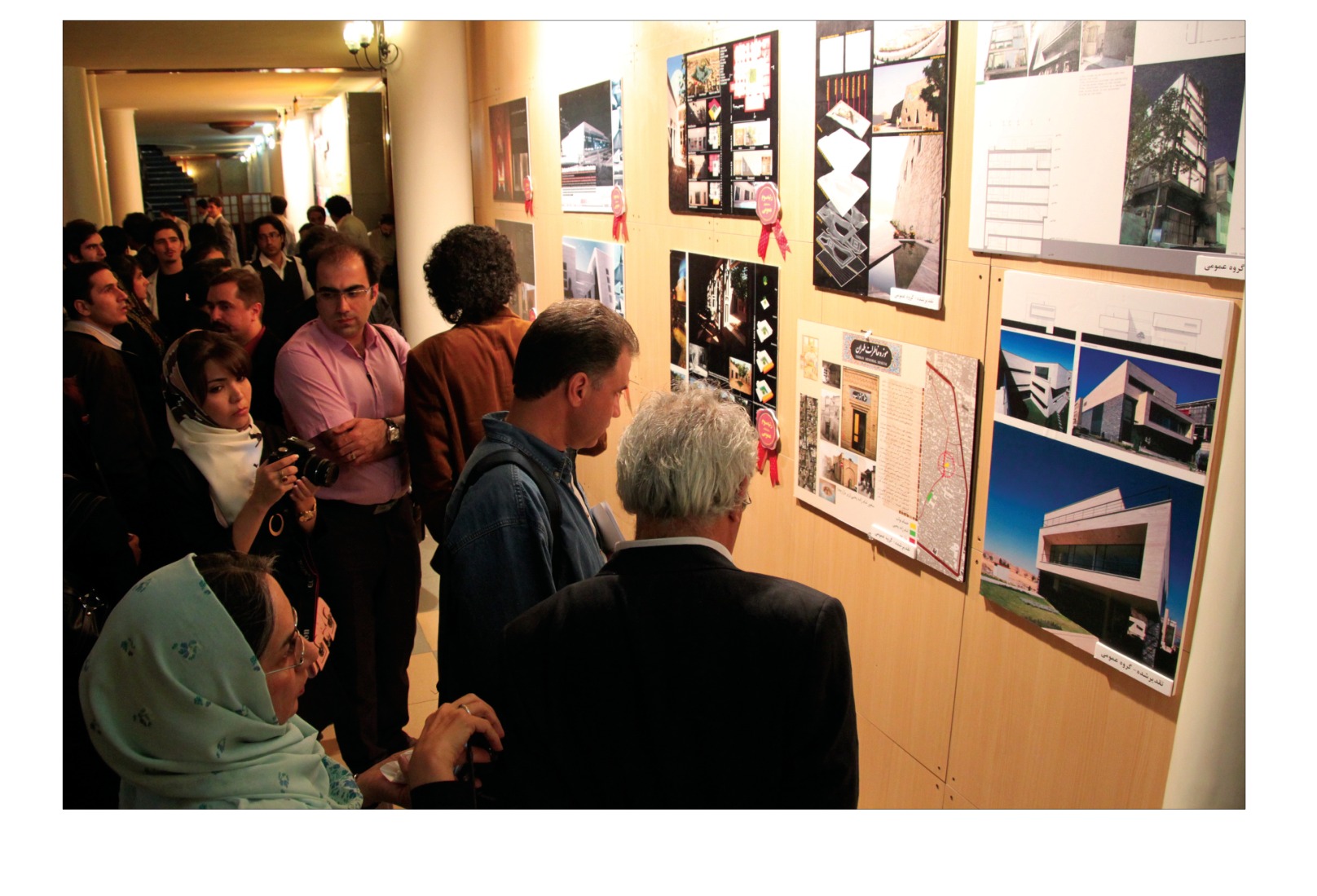 نمایشگاه آثار دهمین جایزه معمار