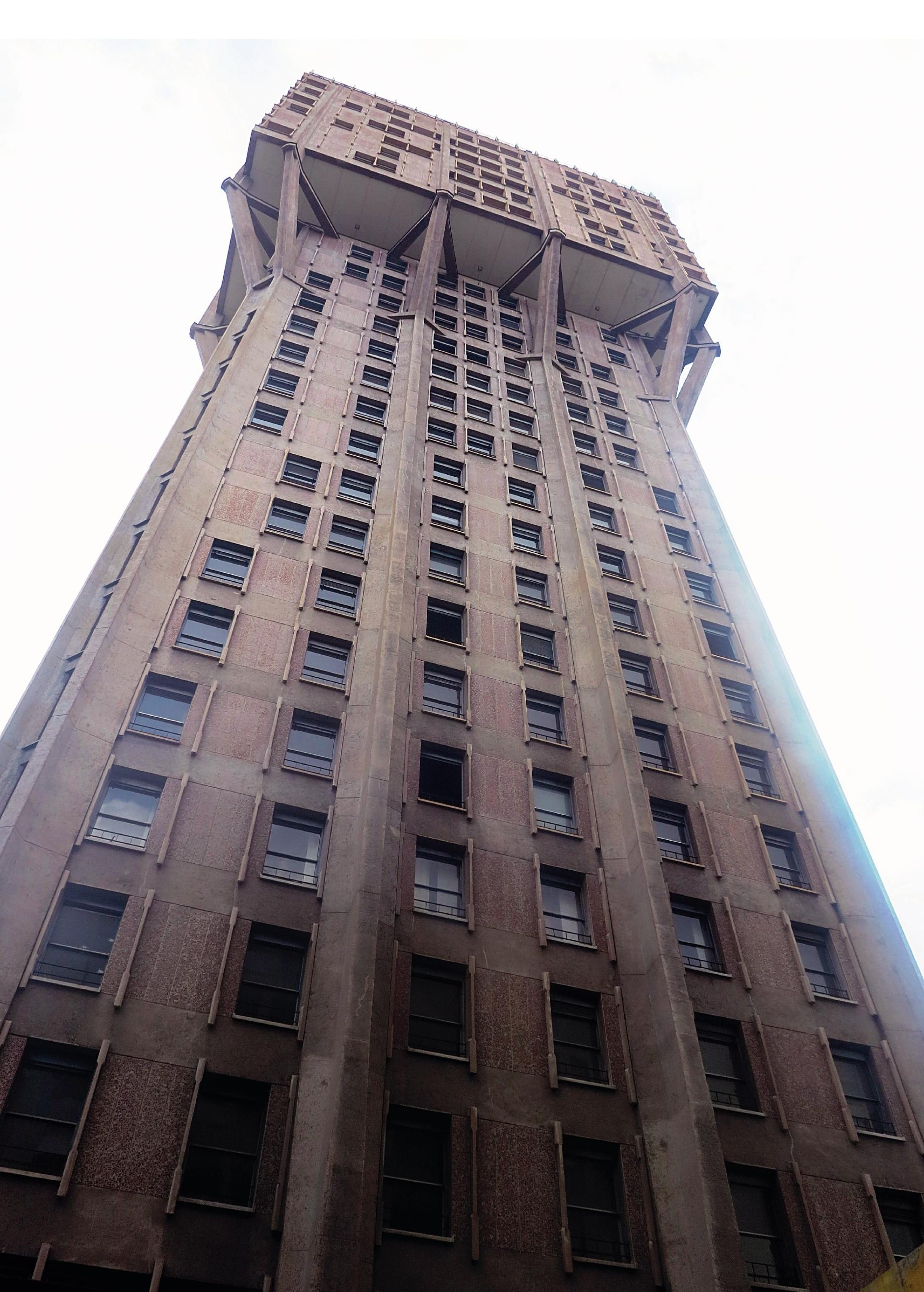 Torre Velasca, BBPR, Milan