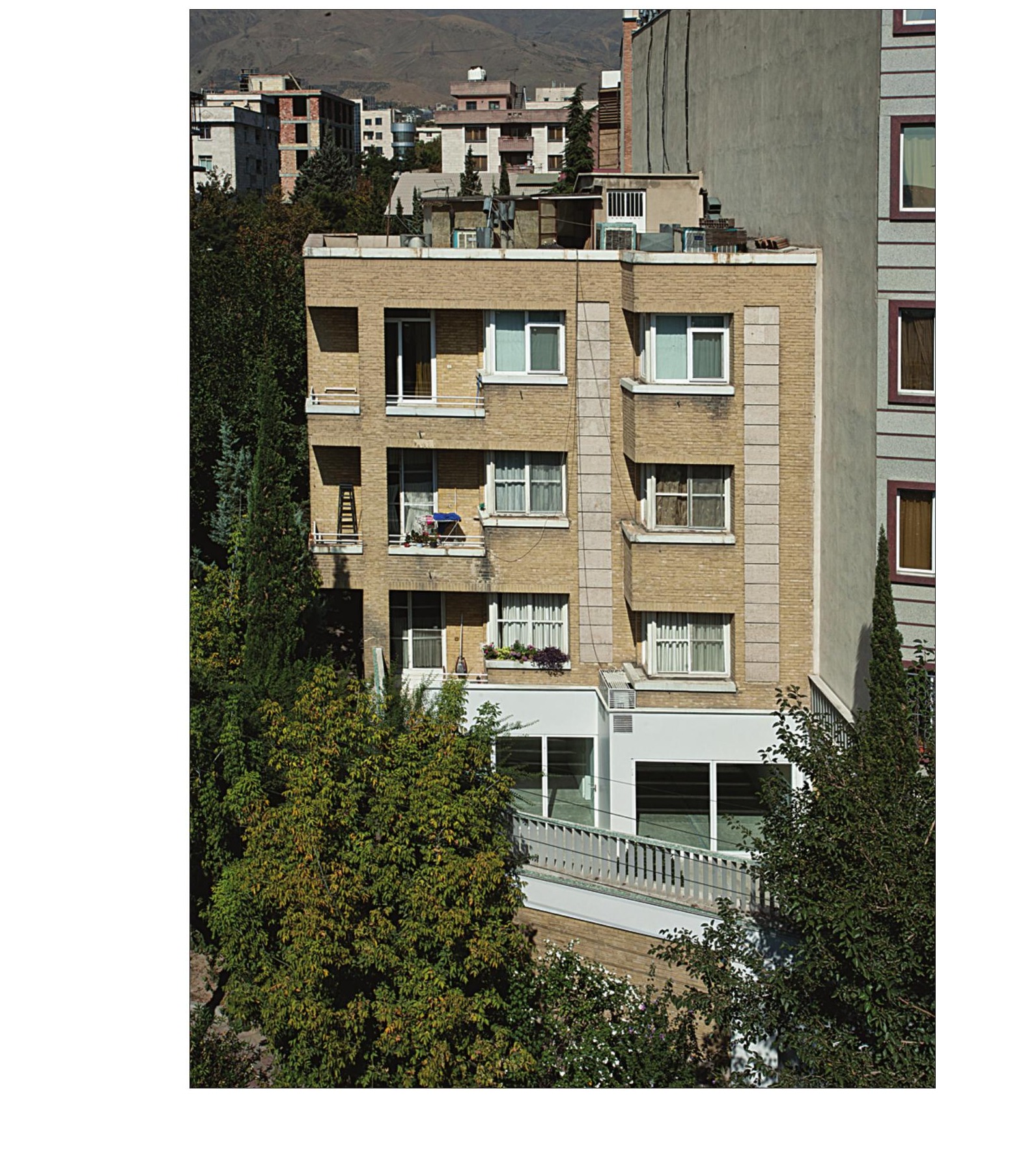 Abi Gallery, Tehran