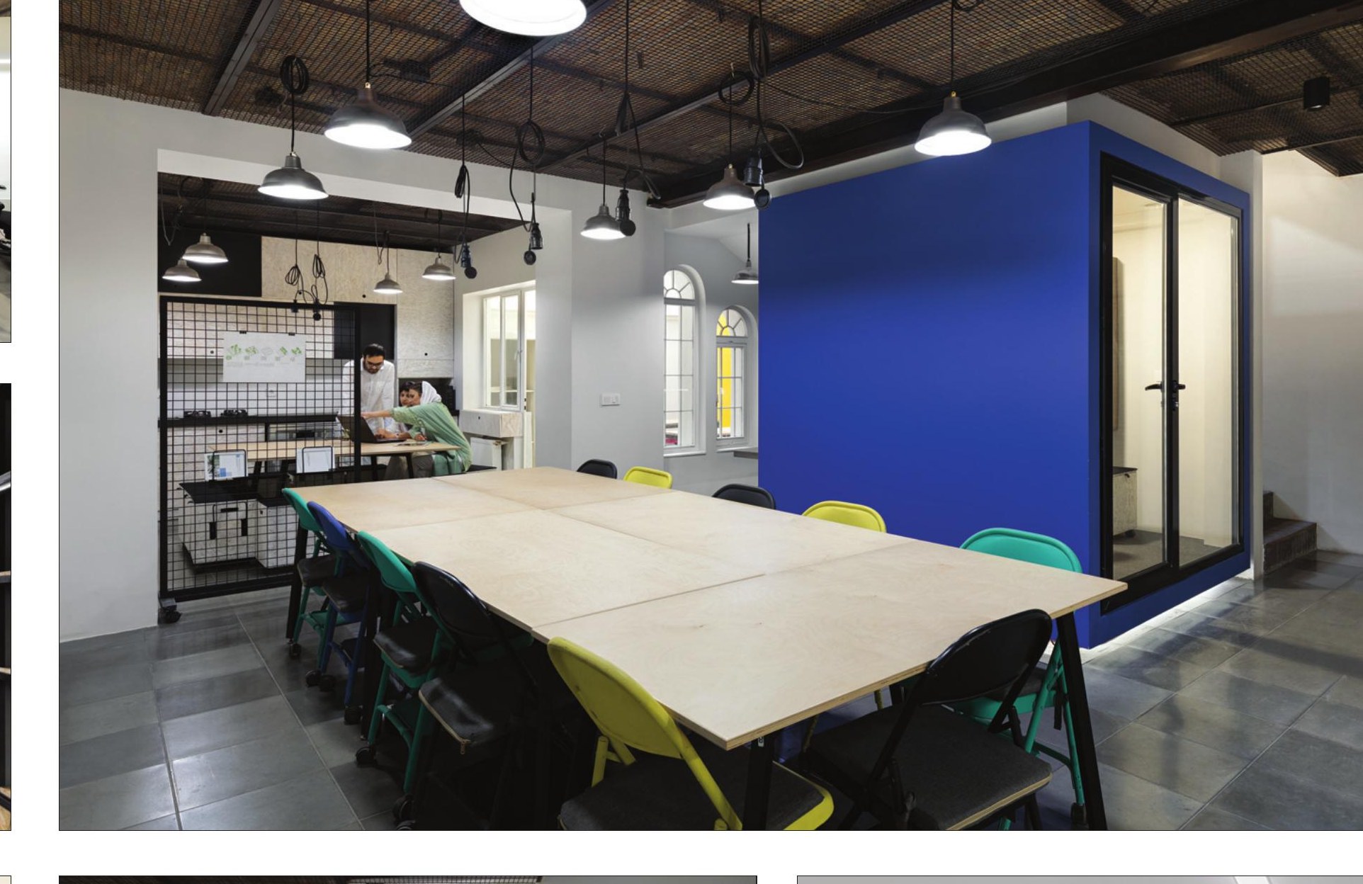 Meeting table with blue room