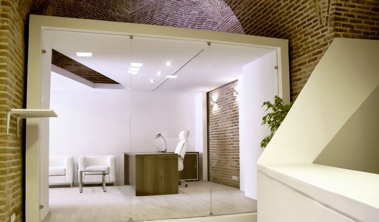 Brick + plaster wall details