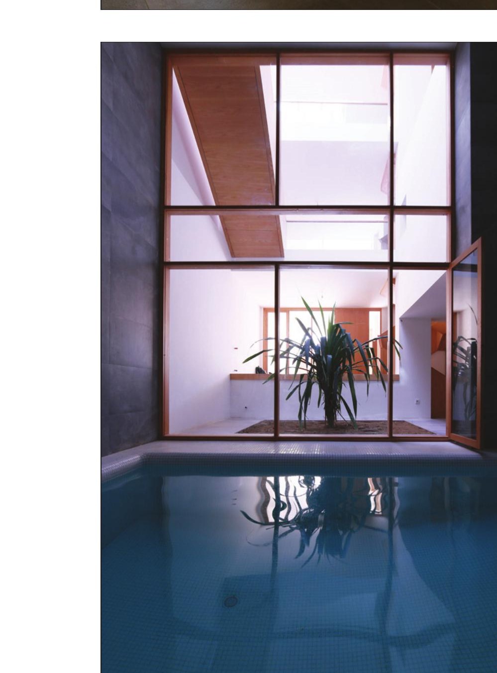 Indoor pool hall in the entry zone