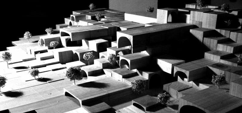 Isfahan Dreamland Commercial Center